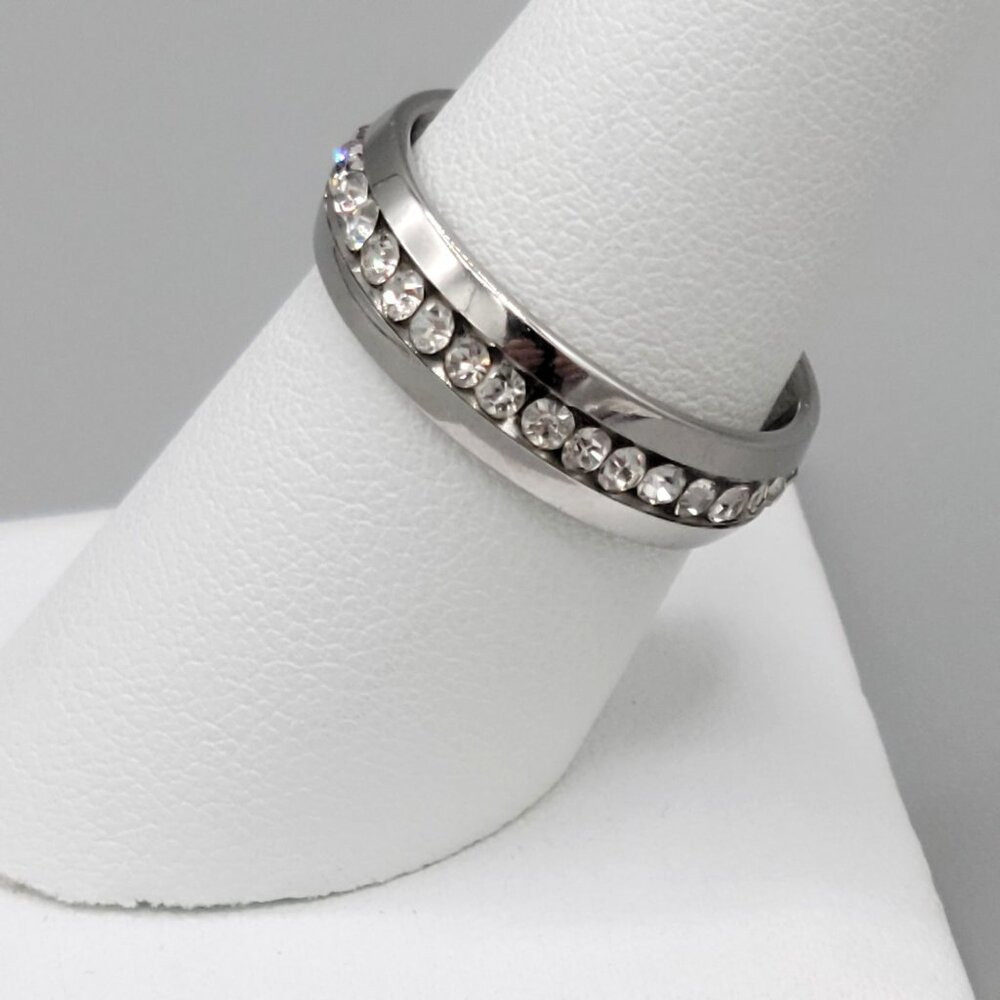 Stainless Steel Band Unisex Ring Row of Sparkling White Rhinestones 7 3/4 Size